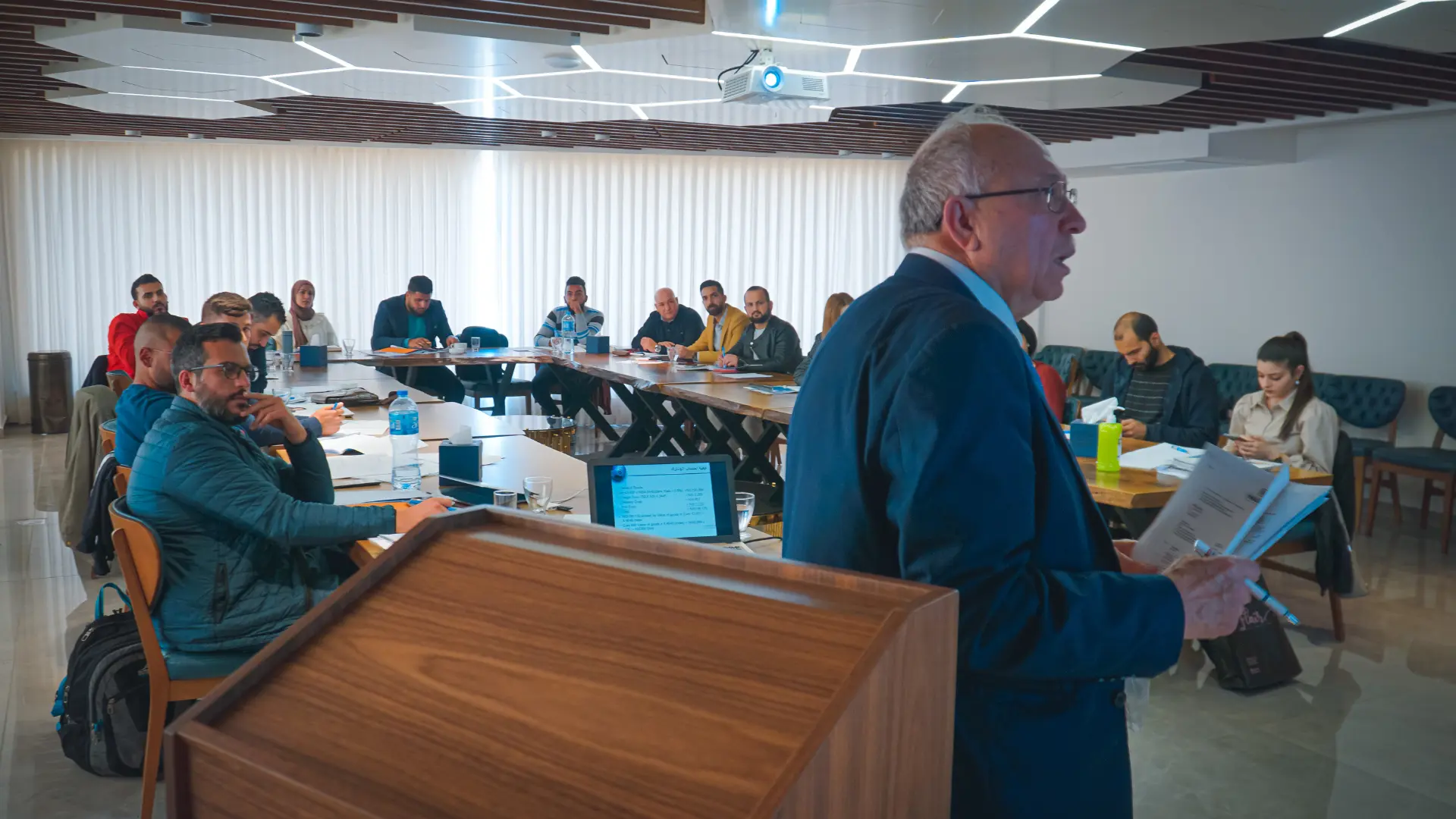 فريق العمل في جلاكسي للتدريب